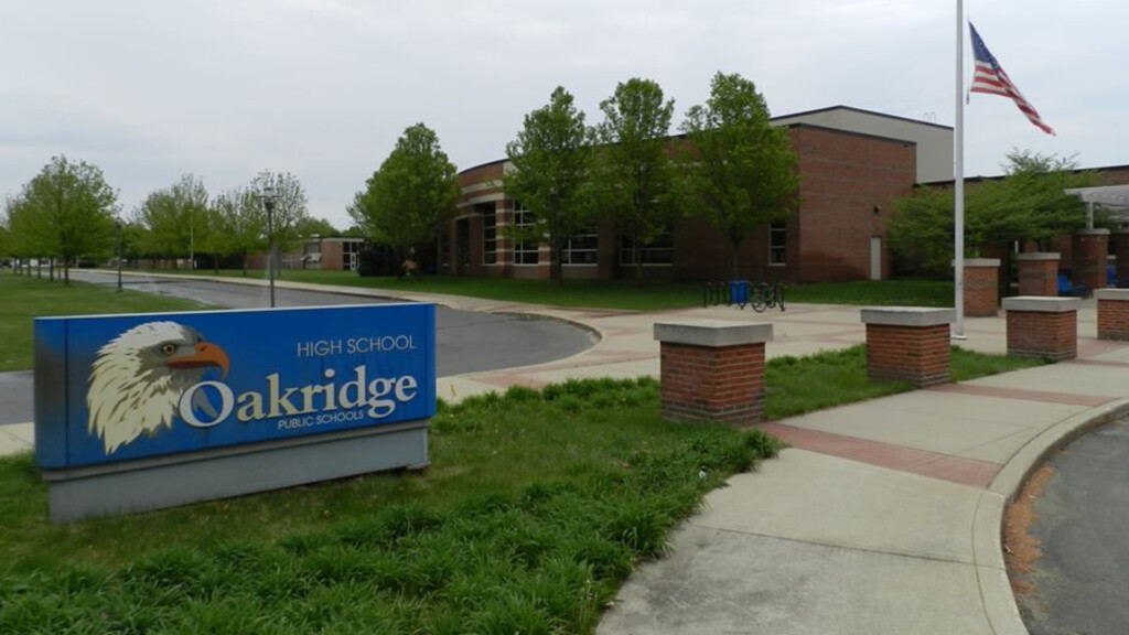 Ravenna Oakridge Schools Close Due To Power Outage Wzzm13